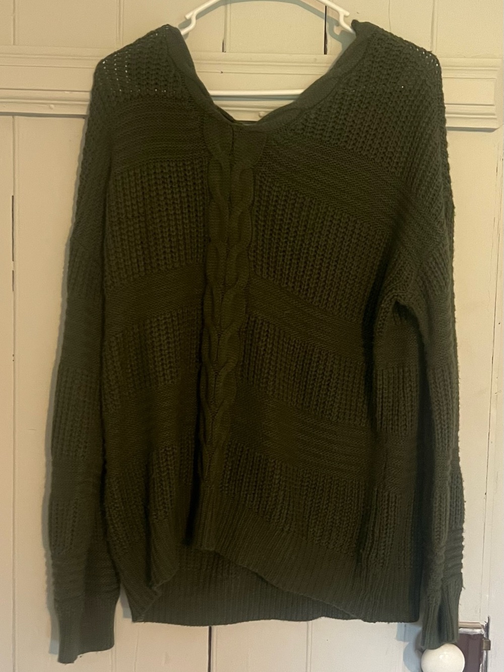 No Boundaries Olive Green Cable V‑Neck Sweater